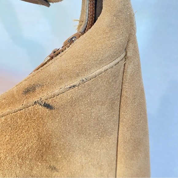 Minnetonka Boho, Cowgirl Fringe Tan Suede Shoulder Bag - Picture 12 of 14